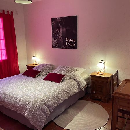 Bed and Breakfast La Belle Chaumiere Bretagne-de-Marsan Exteriér fotografie