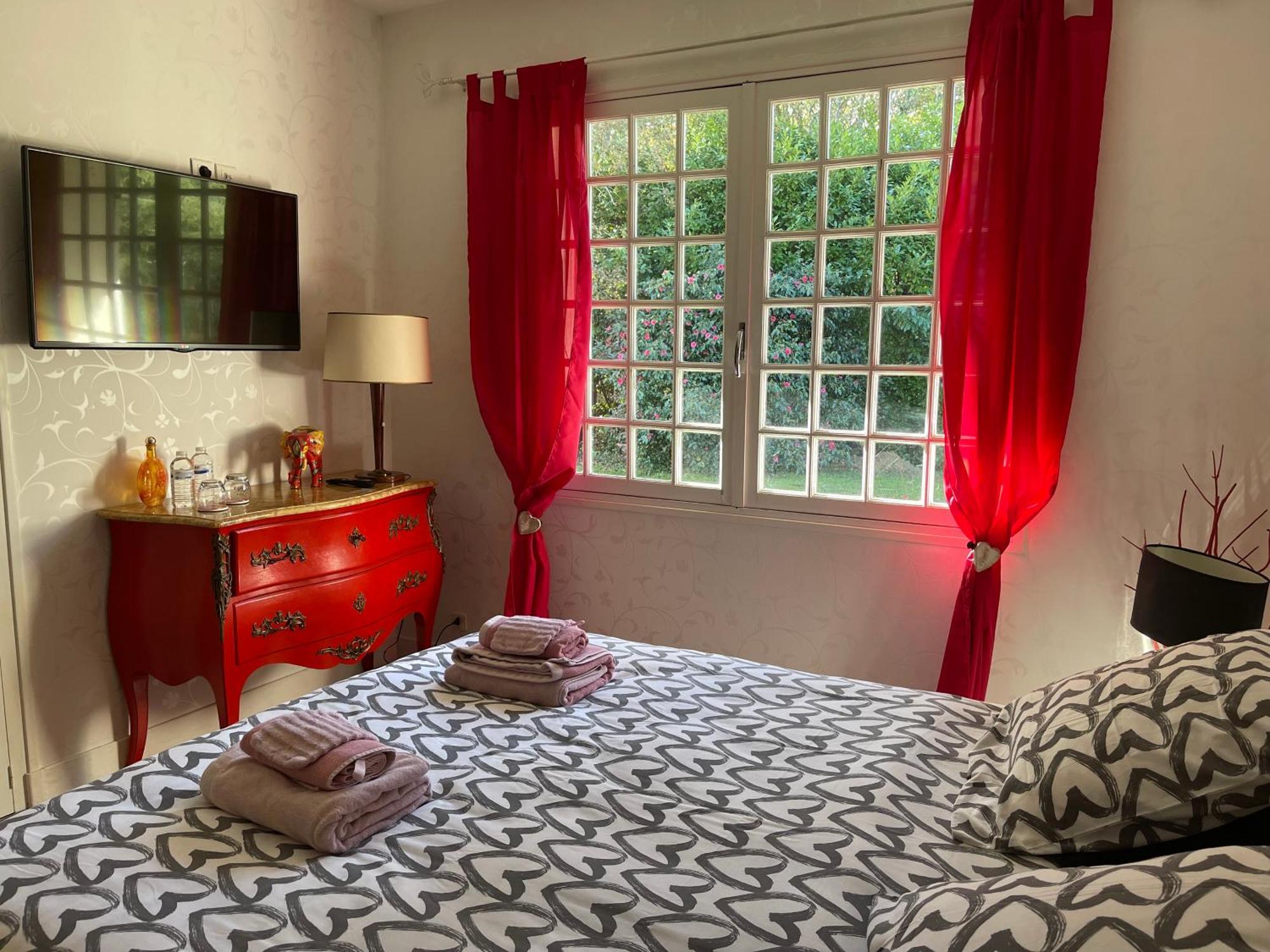 Bed and Breakfast La Belle Chaumiere Bretagne-de-Marsan Exteriér fotografie