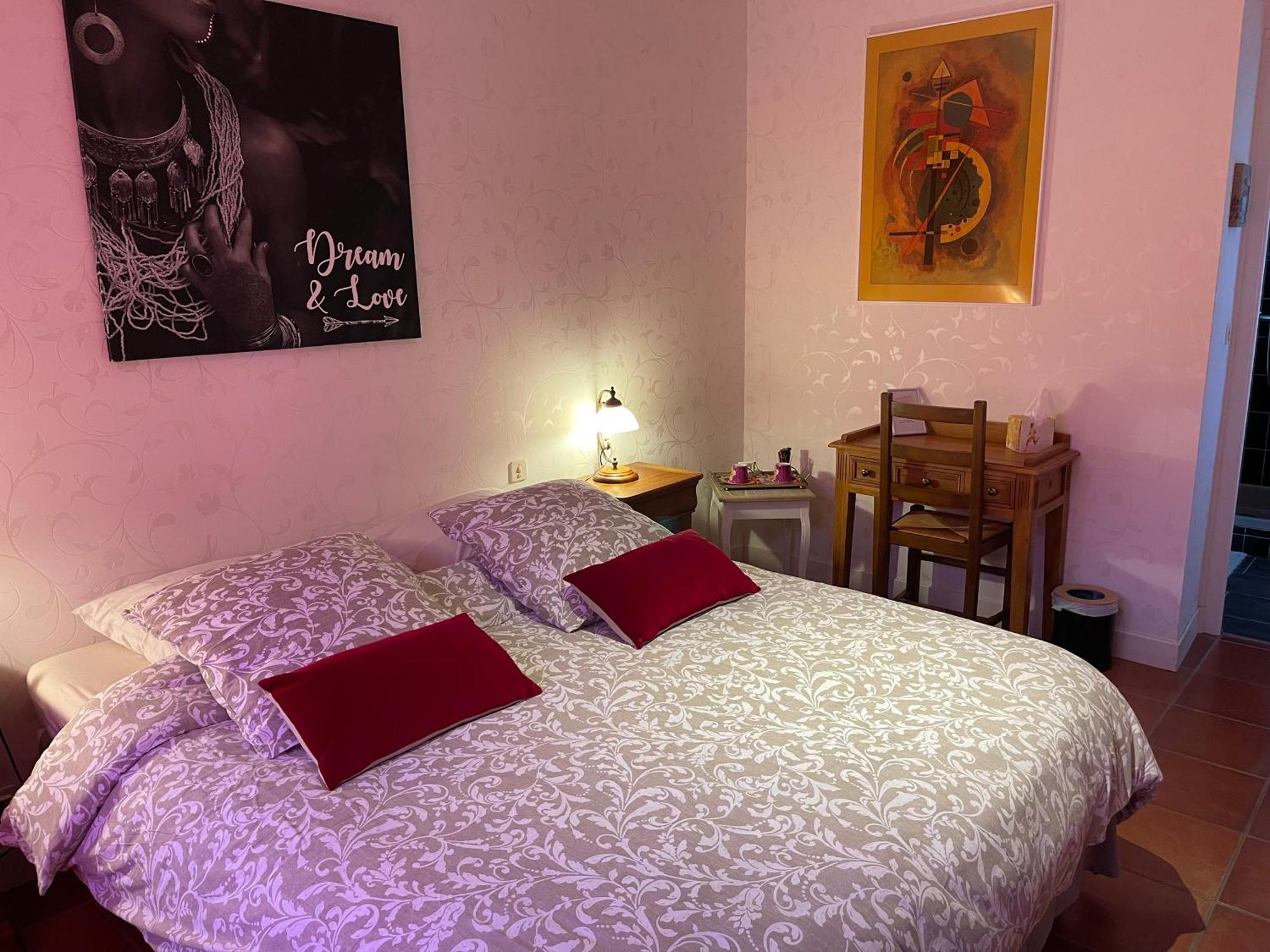 Bed and Breakfast La Belle Chaumiere Bretagne-de-Marsan Exteriér fotografie