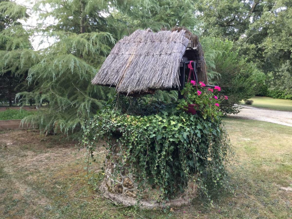 Bed and Breakfast La Belle Chaumiere Bretagne-de-Marsan Exteriér fotografie